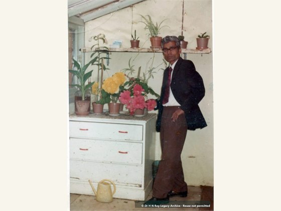 Dr H N Roy 5 1975 England